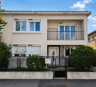 Remplacement de 17 menuiseries PVC avec volets roulants — Toulouse (31400) — Toulouse